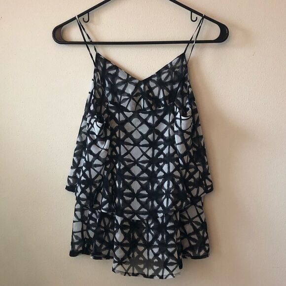 Black/White Patterned Layered Tank XS - Picture 4 of 4